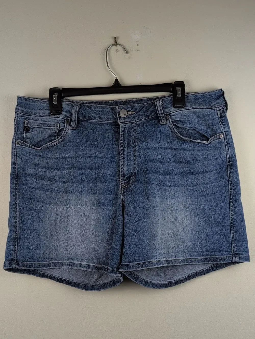 Dear John Classic Blue Denim Women's 5" Shorts Size 32